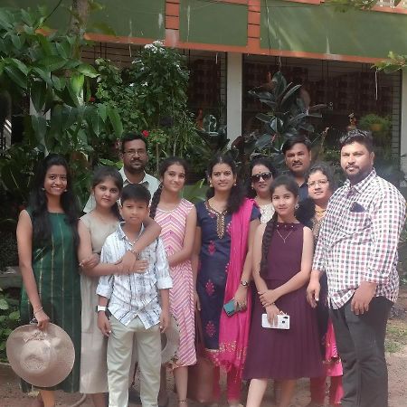 Saptami Hampi Homestay Zewnętrze zdjęcie