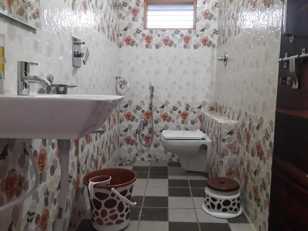 Saptami Hampi Homestay Zewnętrze zdjęcie