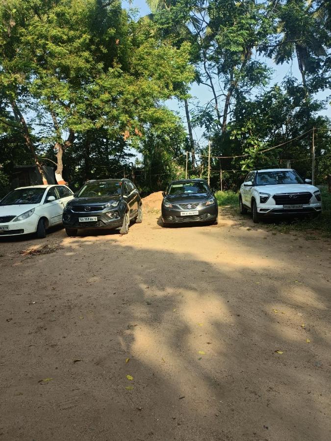 Saptami Hampi Homestay Zewnętrze zdjęcie